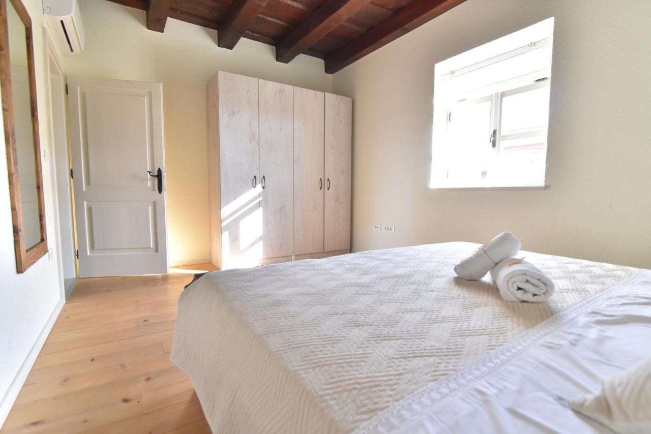 Vacation Home Mate Ceko Sukošan Eksteriør bilde